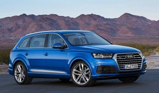 Audi назвала российские цены на новый q7