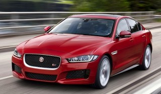 Jaguar начал производство седана xe