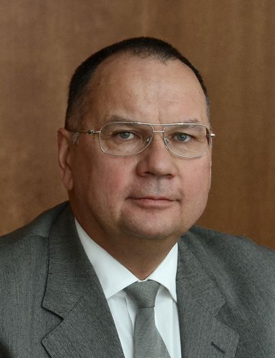 Раф шакиров, вице-президент по внешним и внутренним коммуникациям оао «автоваз» («автостат»)