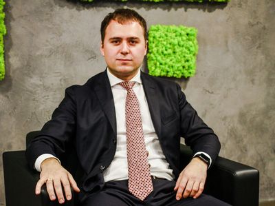 Василий мельников, директор по корпоративным коммуникациям bmw group russia («автостат»)
