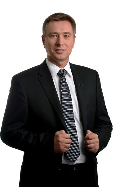 Владимир моженков, президент роад, член совета директоров гк «автоспеццентр» («автостат»)