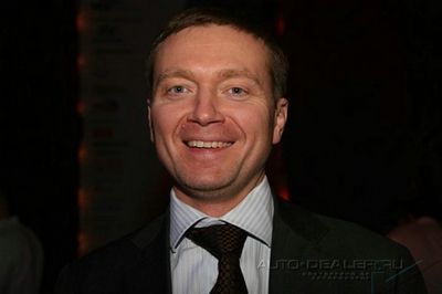 Владимир попов, председатель совета директоров гк «фаворит моторс» («рбк»)